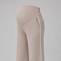 Pantalón de maternidad palazzo oficina beige raya blanca