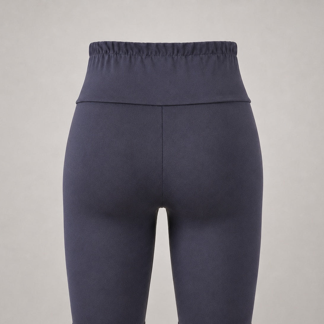 Legging materno essencial gris noche detalle
