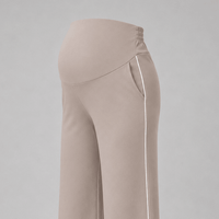 Pantalón de maternidad palazzo oficina beige raya blanca