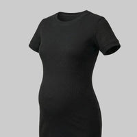 Detalle vestido de maternidad manga corta negro